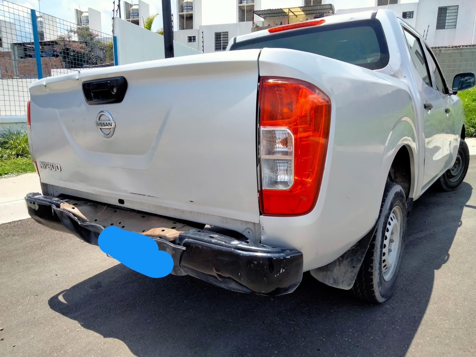 NP3000 PICK UP DOBLE CABINA CON AIRE